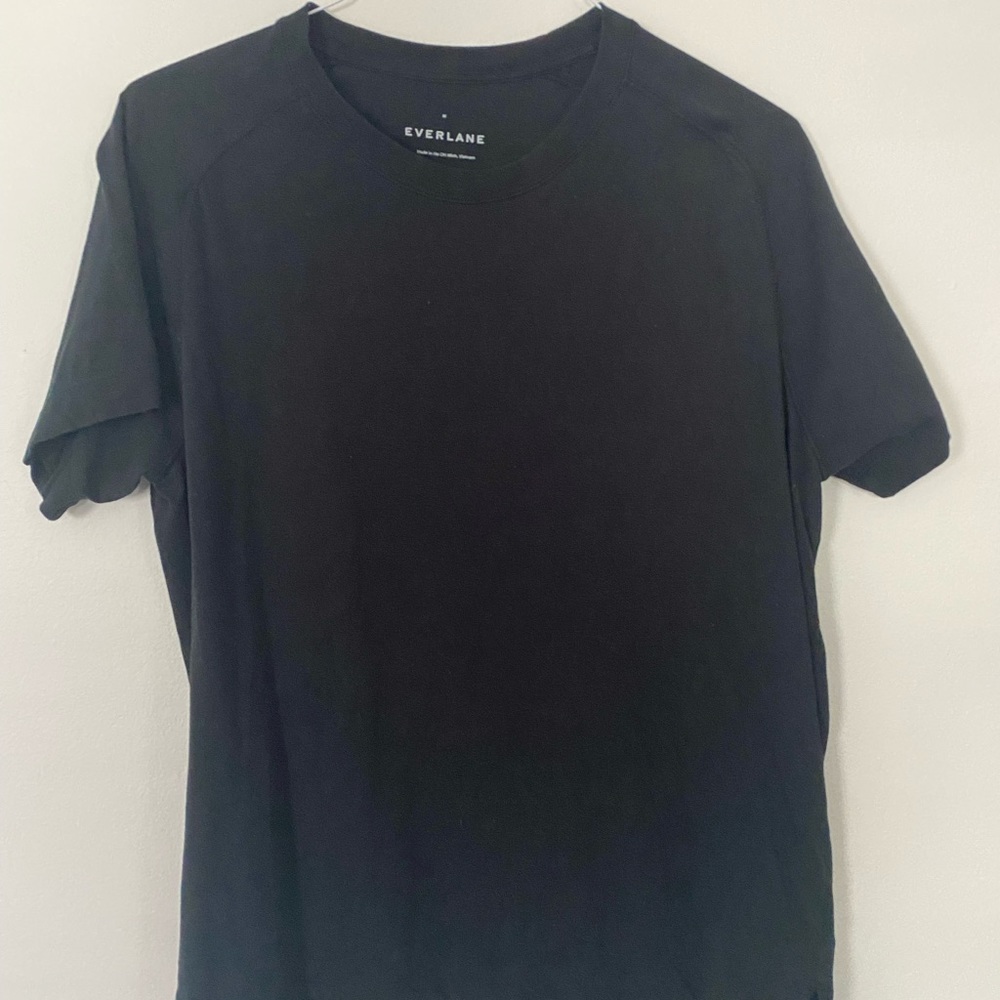 Black Boyfriend Fit Tee. Everlane. Medium